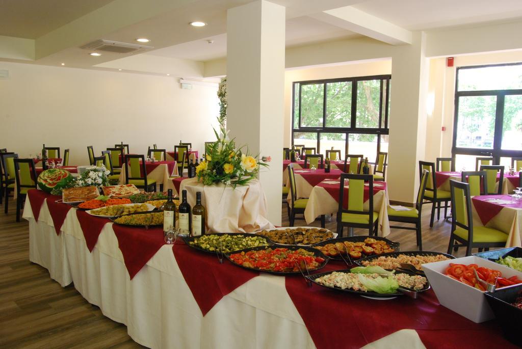 Union Park - Sul Mare Con Piscina Riscaldata -idromassaggio -spiaggia - Parcheggio Hotel 3*
